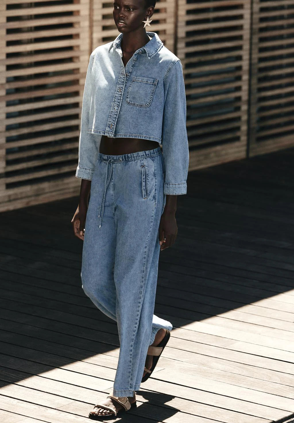 IVORY - סט ג'ינס ג'קט ומכנסיים רחבים