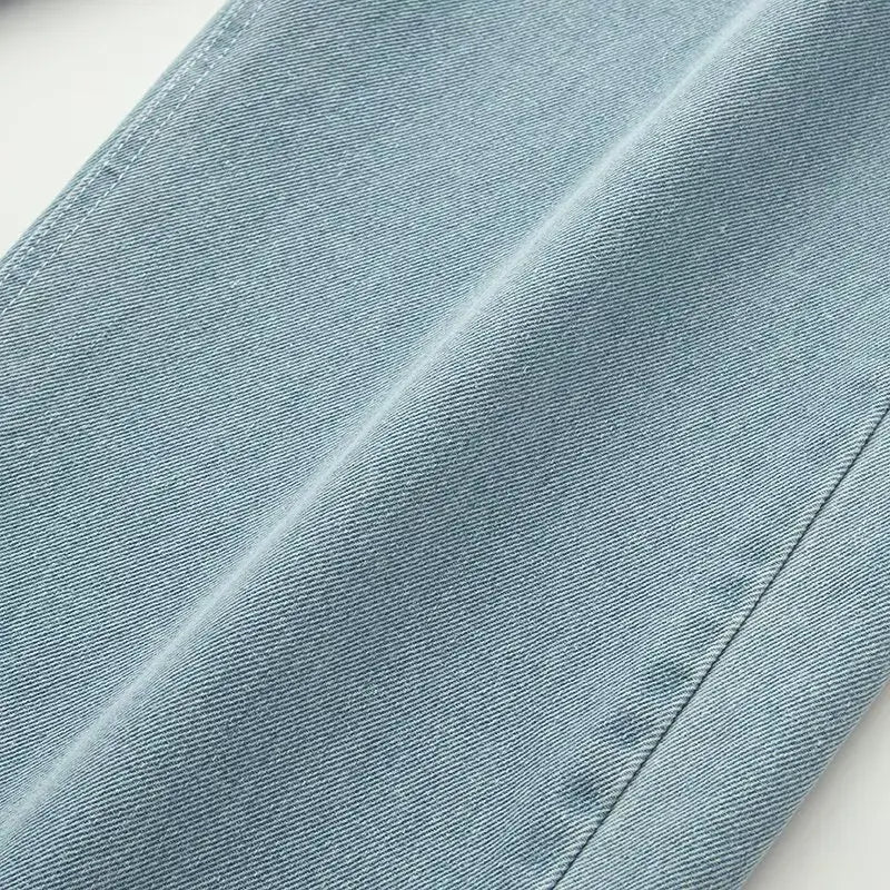 RAYA – סט ג'ינס: ז'קט ומכנסיים ישרים בתכלת