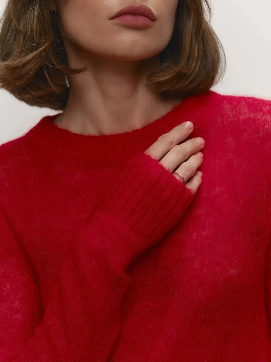 CLEO - סוודר סרוג דק עם צווארון עגול