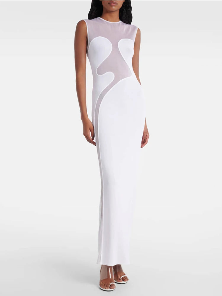 CARMEN – שמלת רשת שחורה־לבנה מחטבת עם מחשוף עגול