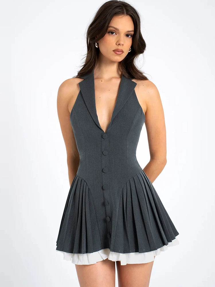 ORI – שמלת מיני מחויטת עם חצאית פליסה