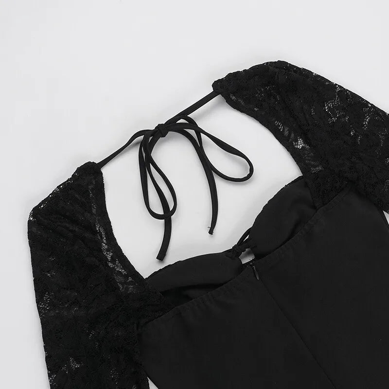 BRIAR - שמלת תחרה מקסי שרוולים ארוכים שסע גבוה