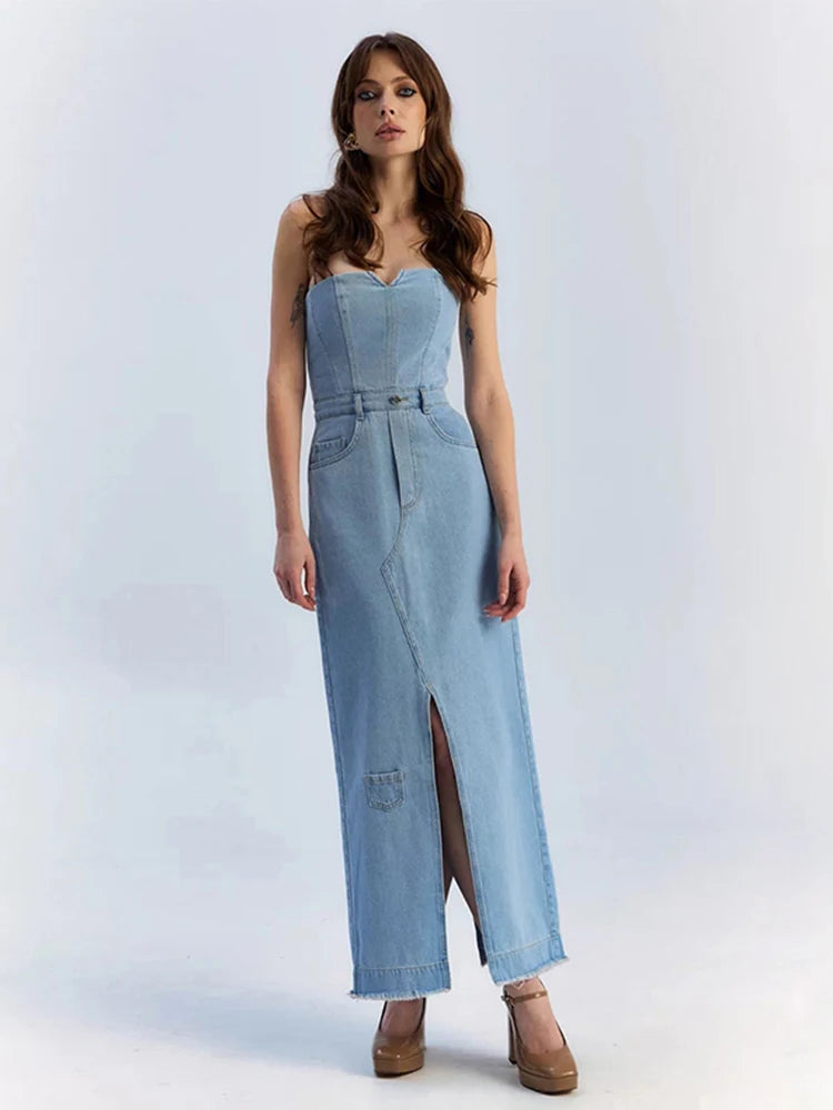 MILA – שמלת סטרפלס ג’ינס עם מחשוף לב וגזרה מחטבת