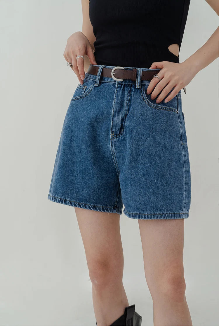 EMMA – שורט ג'ינס קז'ואלי