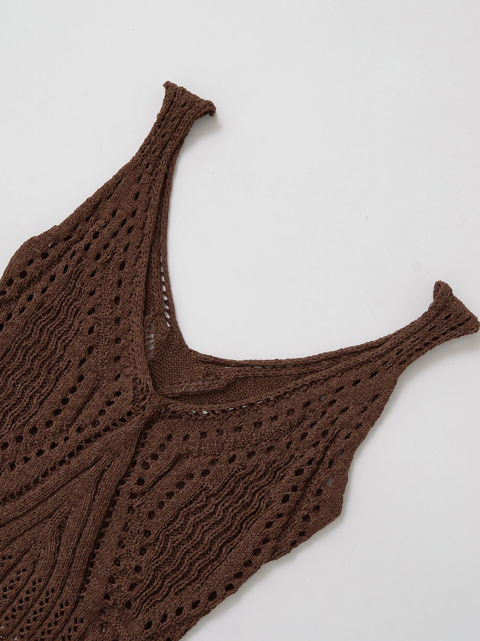 ALMA – גופיית סריג מחוררת בגזרת Slim Fit