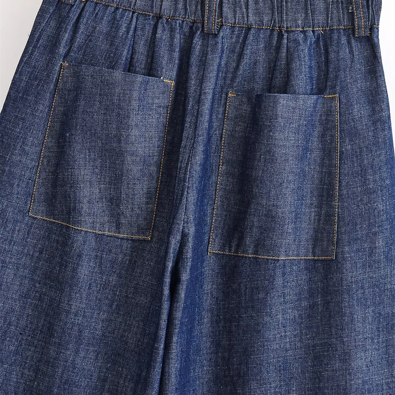 RENATA – סט דנים אלגנטי עם קשירת מותן ומכנס רחב