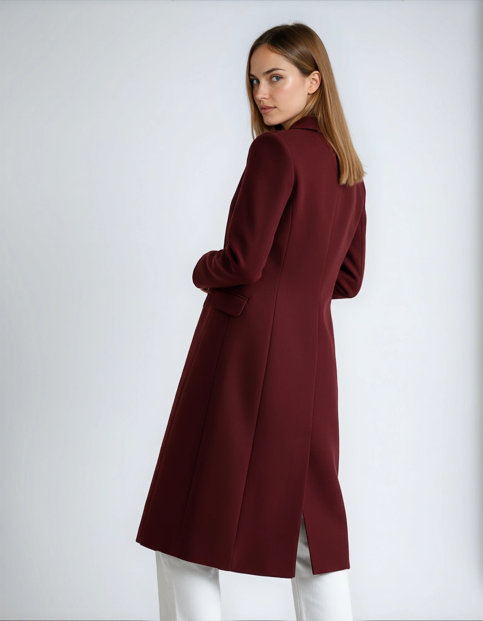 CELINE – מעיל לונג אלגנטי בגזרת לאז’ר עם צווארון קלאסי