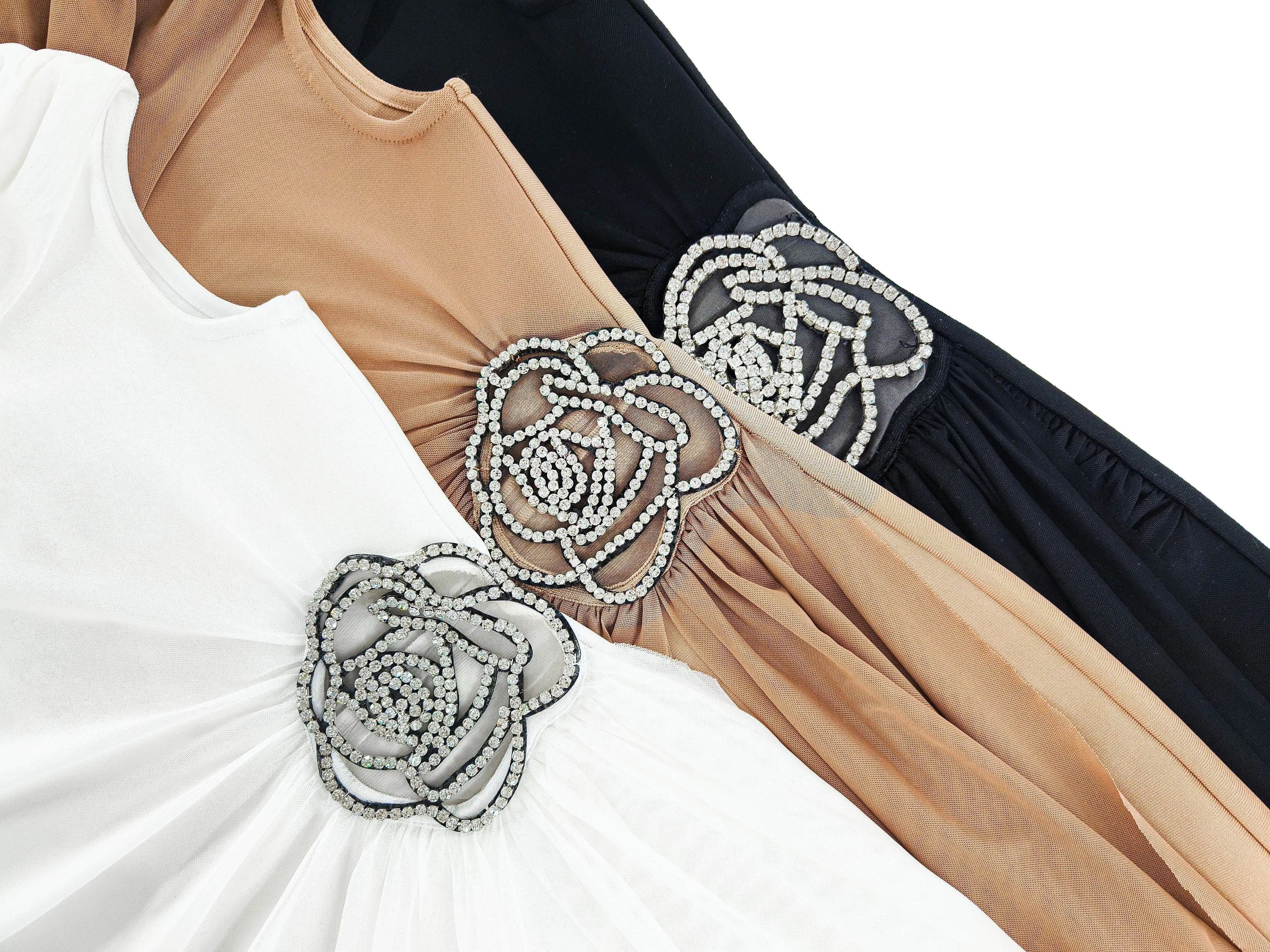 VEGA - שמלת בנדג' מיני כתף אחת פרח יהלום