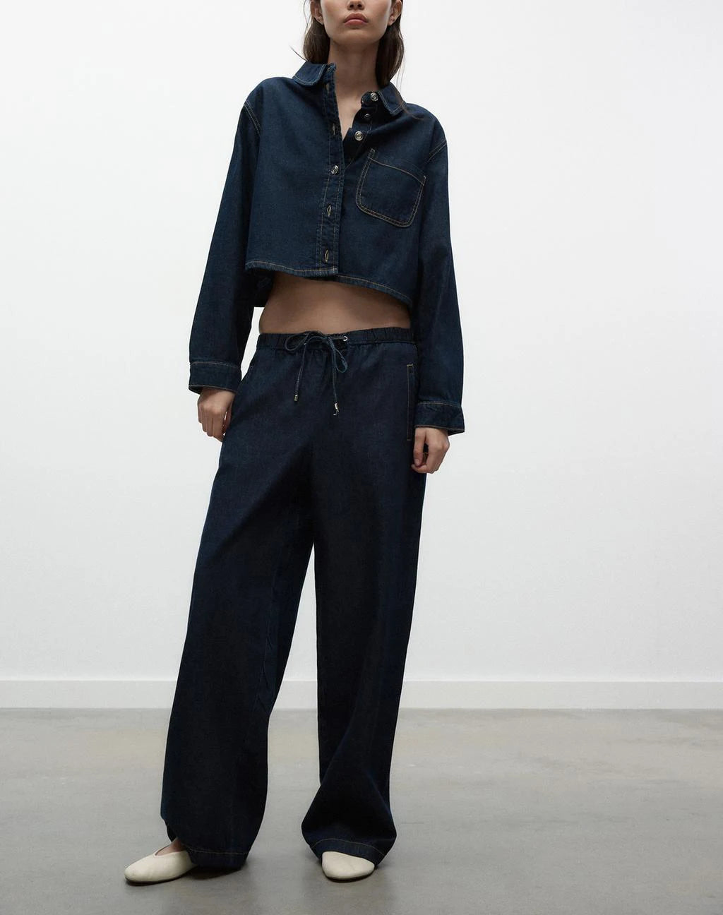 IVORY - סט ג'ינס ג'קט ומכנסיים רחבים