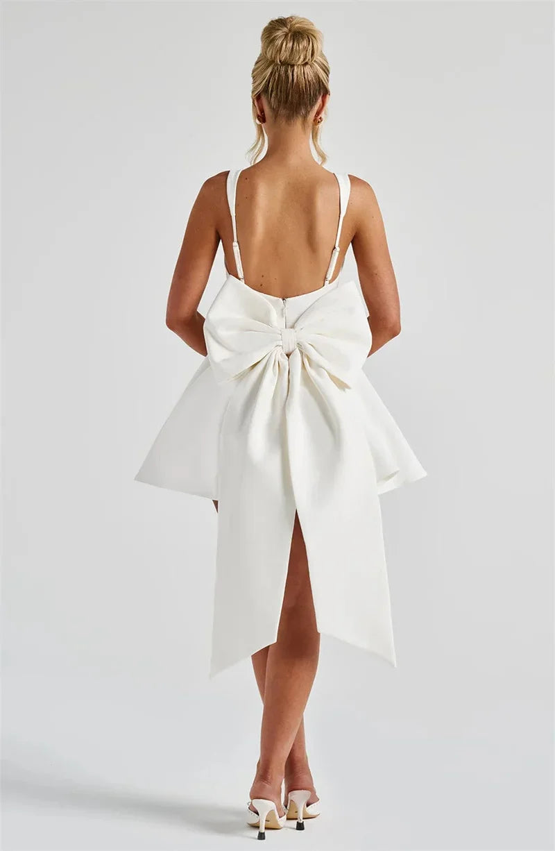 MONTANA - שמלת מיני פפיון בגב חשוף