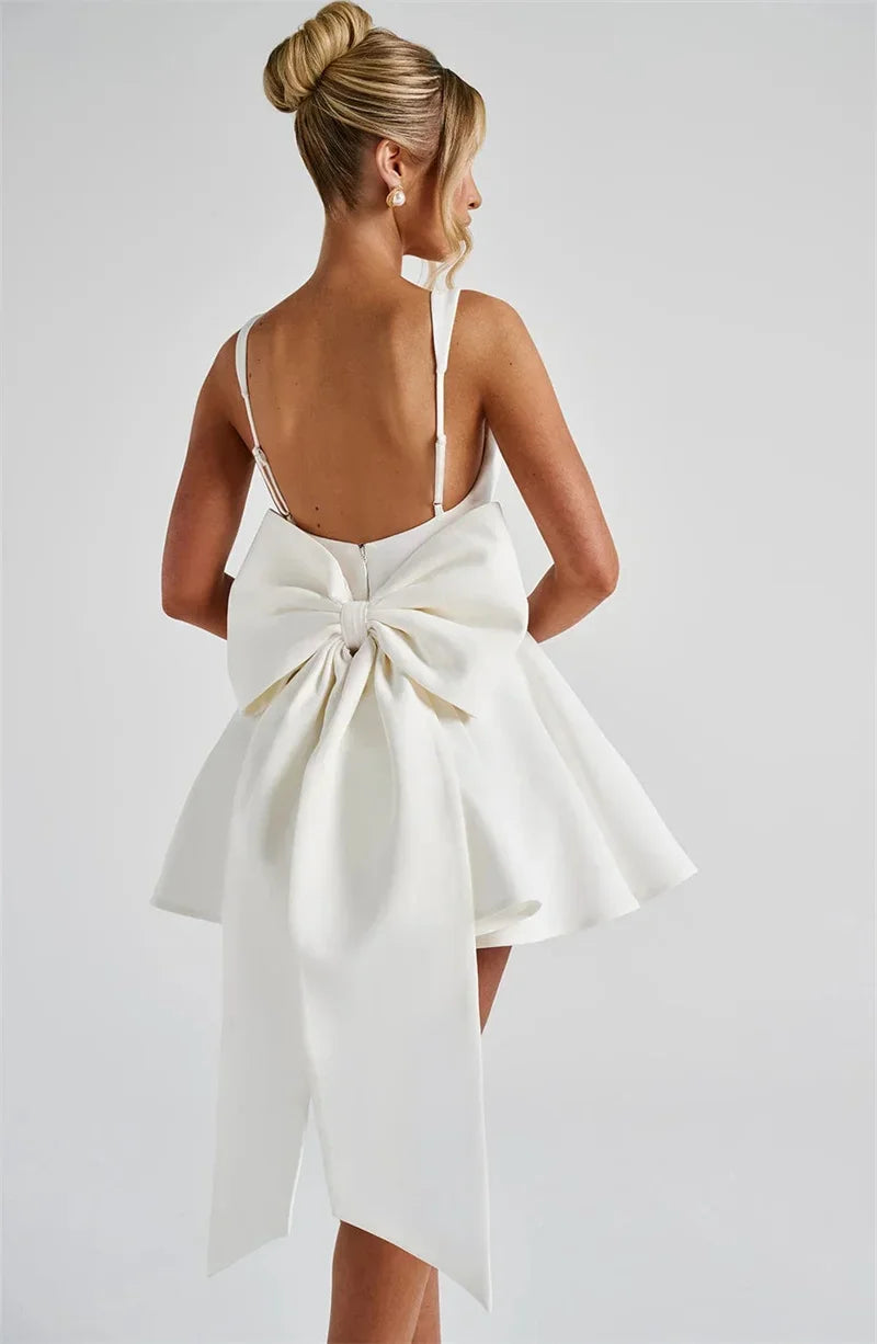 MONTANA - שמלת מיני פפיון בגב חשוף