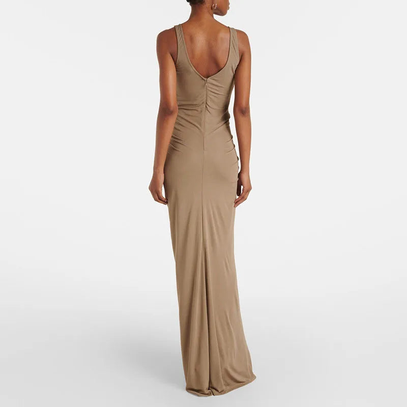 JUNE - שמלת מקסי דרייפ א-סימטרי מחשוף עמוק כתפיות