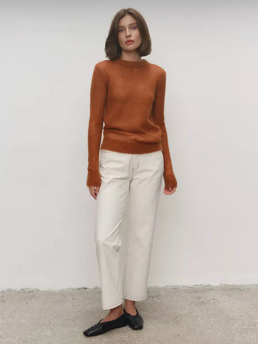 CLEO - סוודר סרוג דק עם צווארון עגול