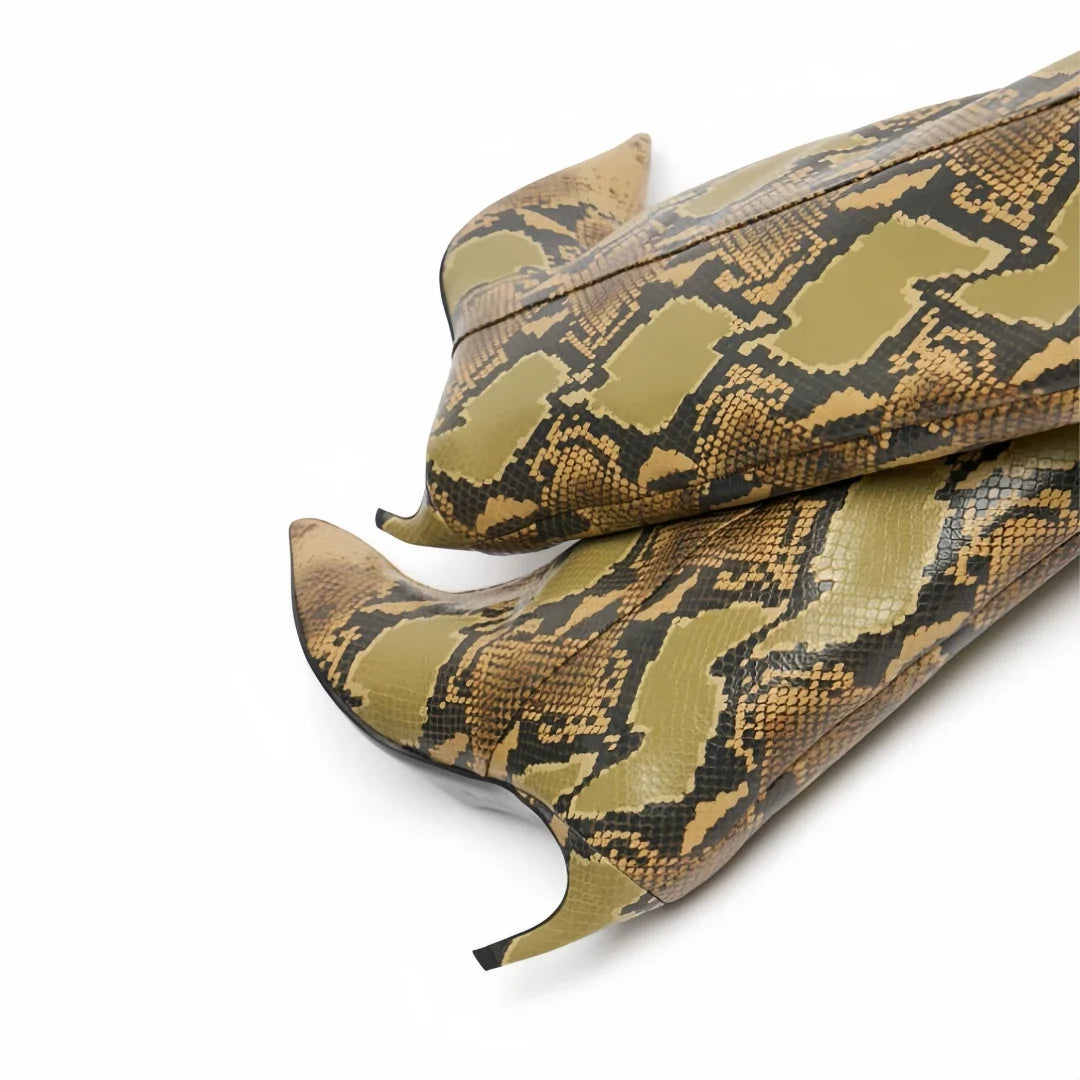 PENNY - מגפי עקב גבוה מחודדים עד הברך