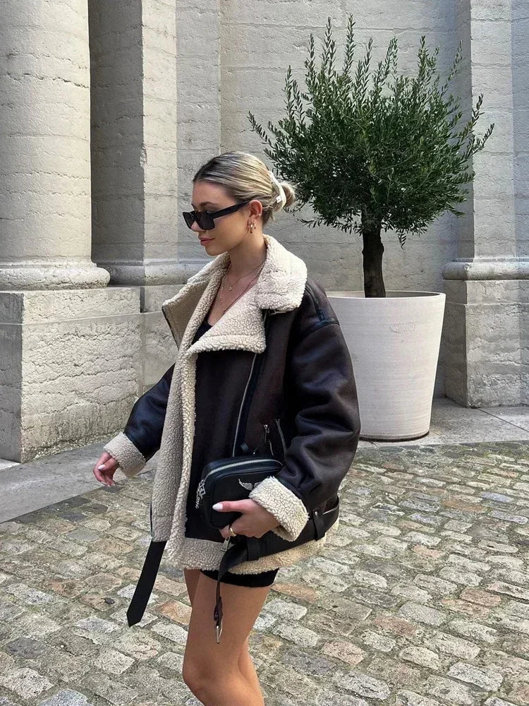 AMELIE - ג'קט בייקר עם בטנת פרווה