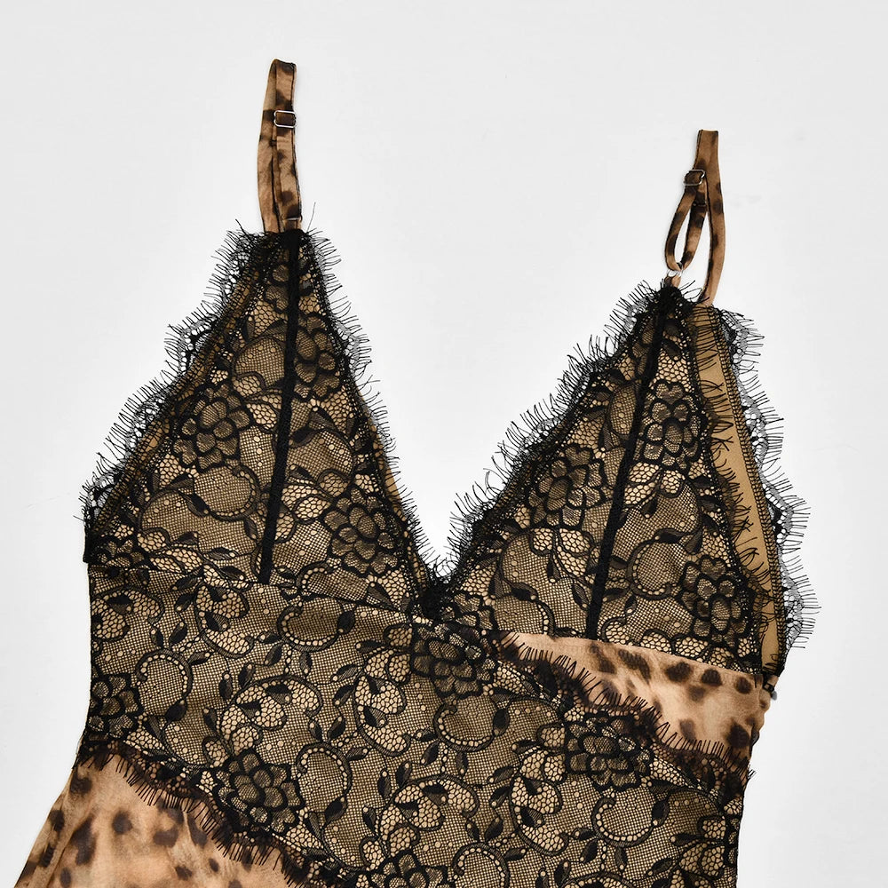 MUSE - שמלת מקסי תחרה ונמר סקסית