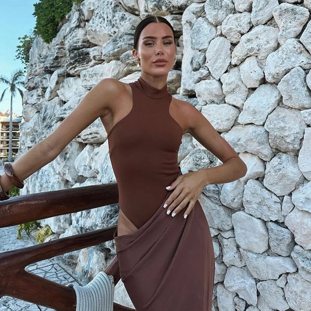 LOTUS - שמלת סאטן מקסי צוואר עגול