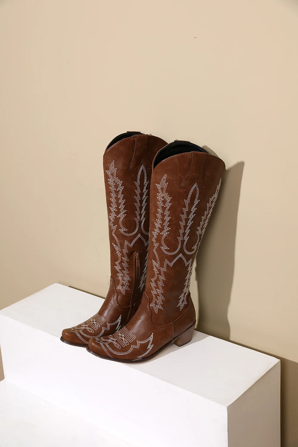 TOKYO - מגפי ברך קאובוי רקמה בוהן מחודדת